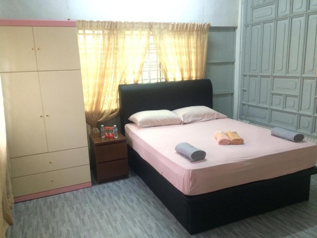 Ila Homestay Kuala Besut Jetty Экстерьер фото